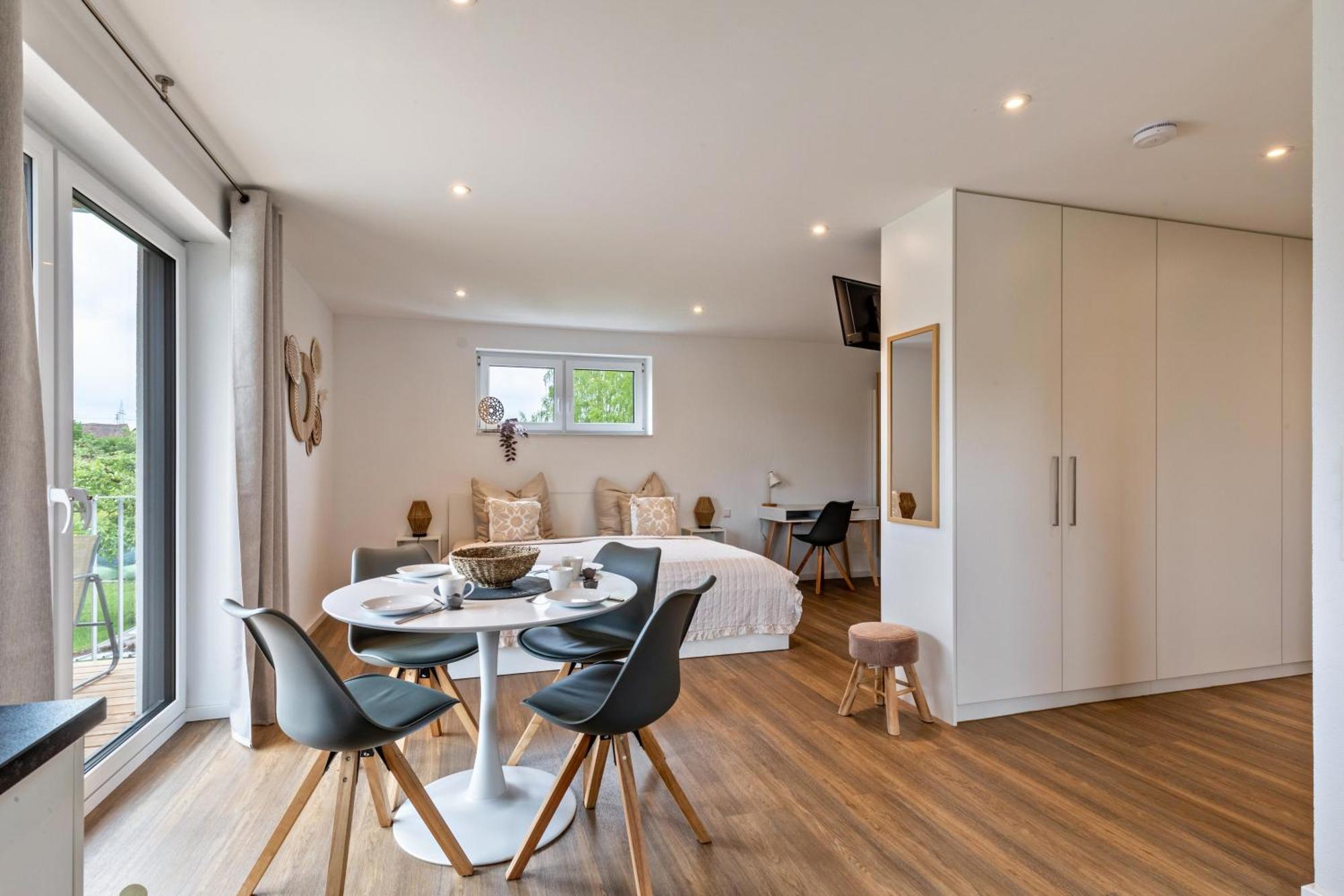 Studio 4 Parkside Apartments Günzburg Exteriér fotografie